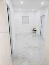 270 NE 162nd St in Miami, FL - Building Photo - Building Photo