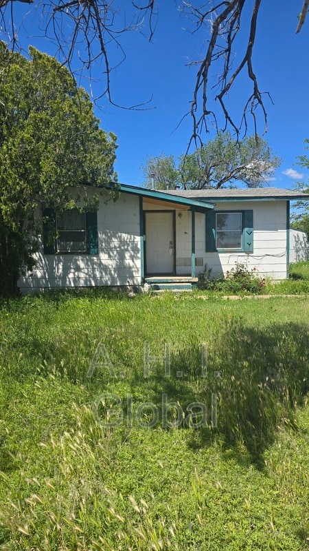 property at 4624 S Hayden St