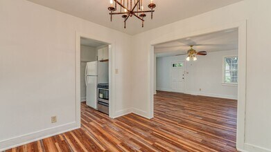 1 Riverside Dr in Charleston, SC - Building Photo - Building Photo