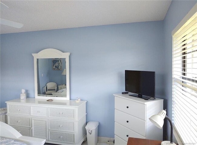 property at 5211 SE Sea Island Way