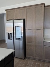7423 Passionfruit Dr in Bakersfield, CA - Building Photo - Building Photo