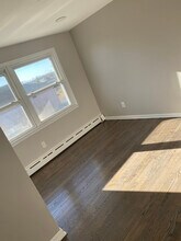 723 Bordentown Ave in South Amboy, NJ - Foto de edificio - Building Photo