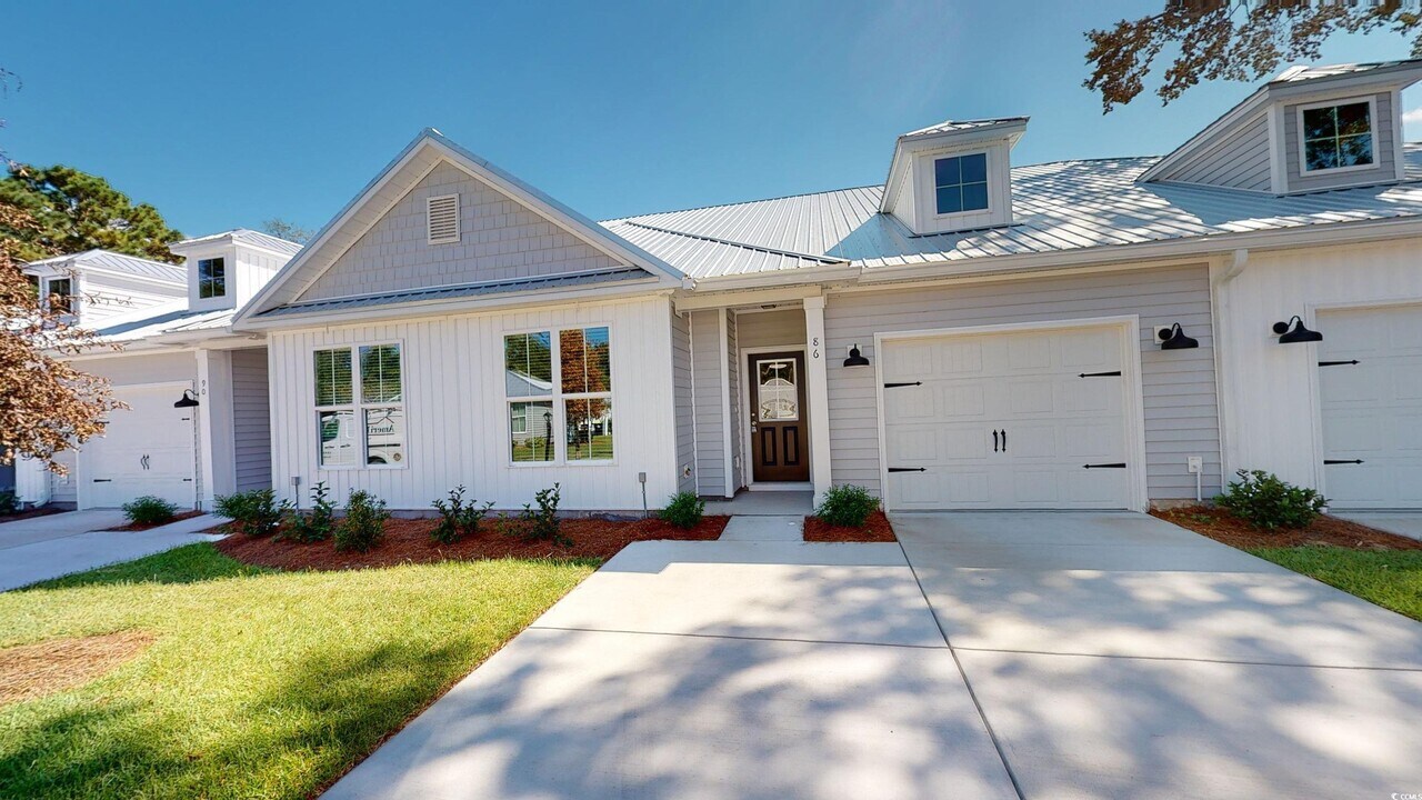 86 Racquet Club Dr in Pawleys Island, SC - Building Photo
