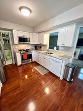 6256 Madison Ct in Bensalem, PA - Building Photo - Building Photo