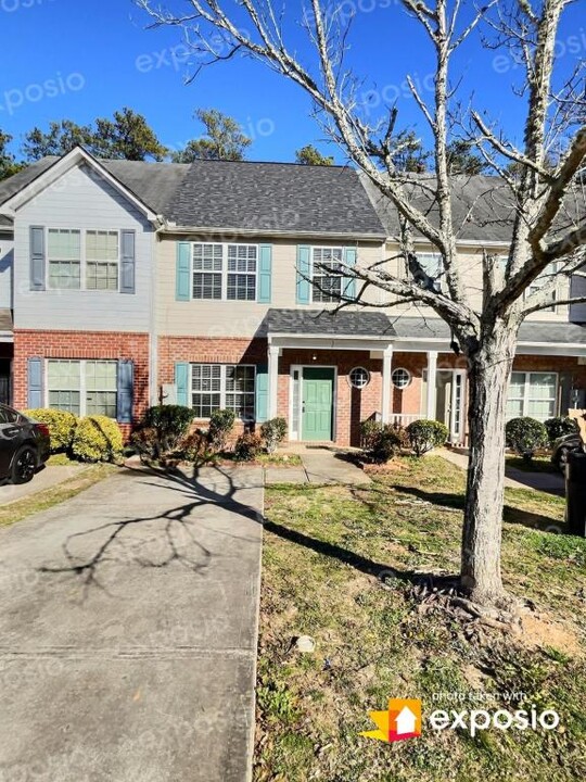 269 Brookview Dr in Riverdale, GA - Building Photo