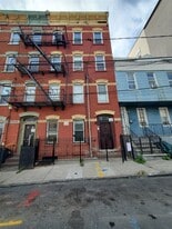 41 Harmon St in Jersey City, NJ - Building Photo