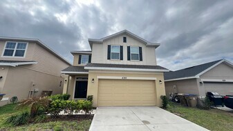 4385 Sagefield Dr in St. Cloud, FL - Building Photo