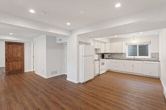6 W Brookside St in Colorado Springs, CO - Building Photo - Building Photo