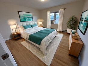 368 New York Ave in Lyndhurst, NJ - Building Photo - Building Photo