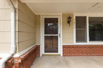 5217 Deavers Ln in Fort Worth, TX - Building Photo - Building Photo