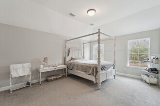 601 Meloney Dr in Hinesville, GA - Building Photo - Building Photo