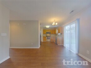 7838 Montbrook Dr in Charlotte, NC - Building Photo - Building Photo