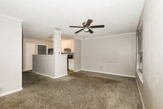 419 Tina Hely Ct in Stockbridge, GA - Building Photo - Building Photo