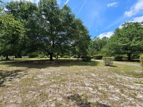 661 Brookmeade Dr in Crestview, FL - Building Photo - Building Photo