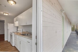 615 Oliver St NW in Atlanta, GA - Building Photo - Building Photo