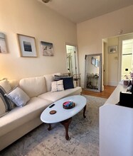 585 Beacon St, Unit 6 in Boston, MA - Building Photo - Building Photo