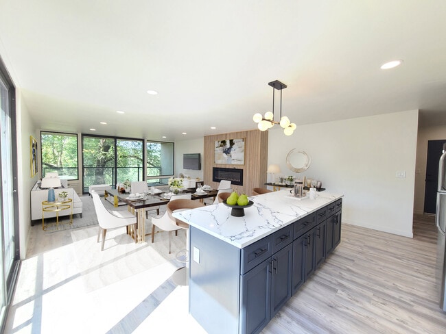 Canyon View Apartments in Spokane, WA - Foto de edificio - Building Photo