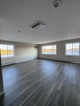 6204 Hillmeyer Rd, Unit Apt 2 in Arverne, NY - Building Photo - Building Photo