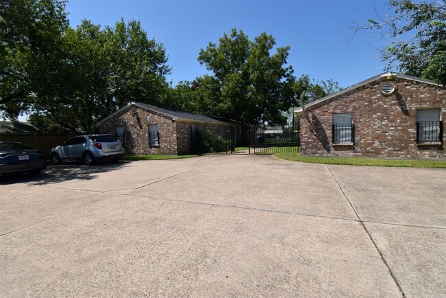 property at 220 Westward Ave
