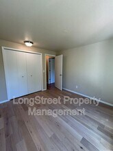 4181 NW Jasmine Pl in Corvallis, OR - Foto de edificio - Building Photo