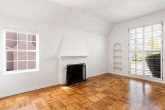 3 Winchester Pl in Burlingame, CA - Building Photo - Building Photo