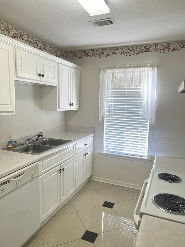 107 Larkspur Ln in Columbia, SC - Building Photo - Building Photo