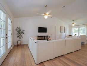 5150 9th St in Vero Beach, FL - Building Photo - Building Photo