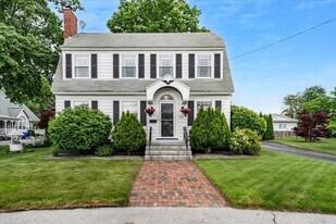 165 Taylor St in Manchester, NH - Building Photo