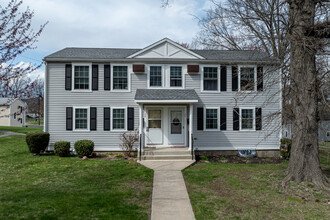 Dutton Heights in Bristol, CT - Building Photo - Building Photo