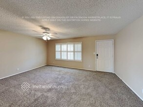 4213 W Northview Ave in Phoenix, AZ - Foto de edificio - Building Photo