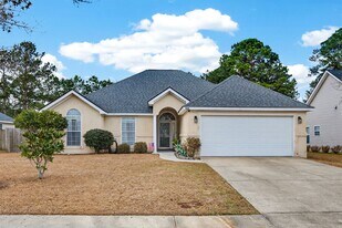 833 Laurel Hill Cir in Richmond Hill, GA - Building Photo