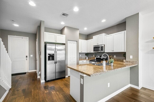 property at 1198 Paisley Ct