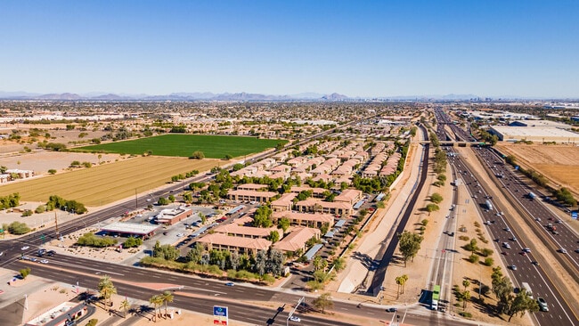 Residence at McDowell in Phoenix, AZ - Building Photo - Building Photo