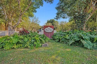 13922 SW 91st Terrace in Miami, FL - Building Photo