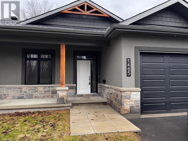 property at 1485 Flanders Rd