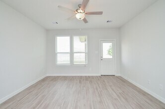 21138 Staked Plains Dr in Cypress, TX - Building Photo - Building Photo