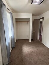 107 N Forest Dr, Unit A in Kenai, AK - Building Photo - Building Photo