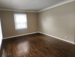 2721 N Connecticut Ave in Royal Oak, MI - Building Photo - Building Photo