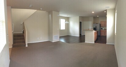 3401 Florence Way in Denver, CO - Building Photo - Building Photo