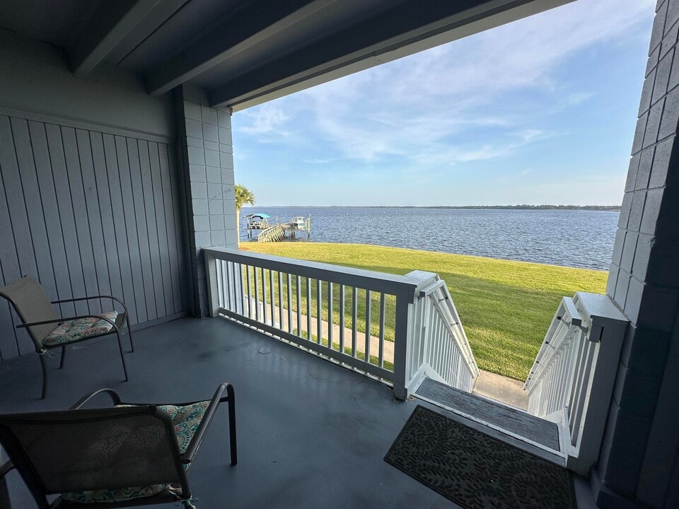 19-F10 Mashes Sands Rd in Panacea, FL - Building Photo