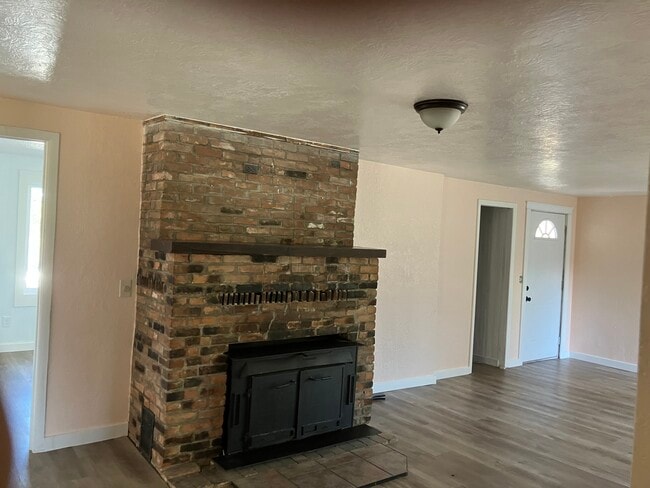 property at 41 Gulch Ln