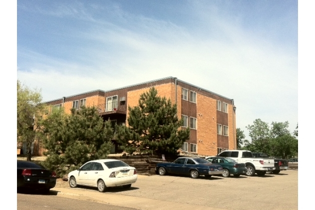 162 9th Ave E in Dickinson, ND - Building Photo - Building Photo