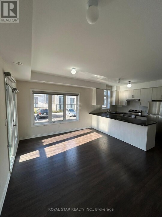 50-650 Halliford Pl in Brampton, ON - Building Photo