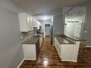 505 Meadowland Ct in Hope Mills, NC - Building Photo - Building Photo