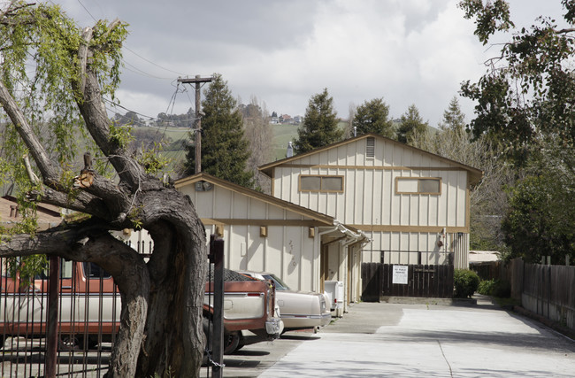 27480 Manon Ave in Hayward, CA - Building Photo - Building Photo