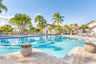 Oasis Delray Beach Apartments in Delray Beach, FL - Foto de edificio - Building Photo