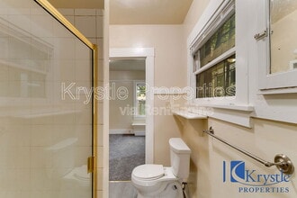 126 Contra Costa St in Vallejo, CA - Building Photo - Building Photo