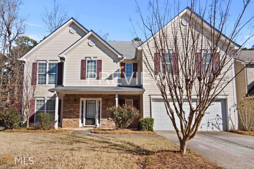 5069 Duval Point Way SW in Snellville, GA - Foto de edificio