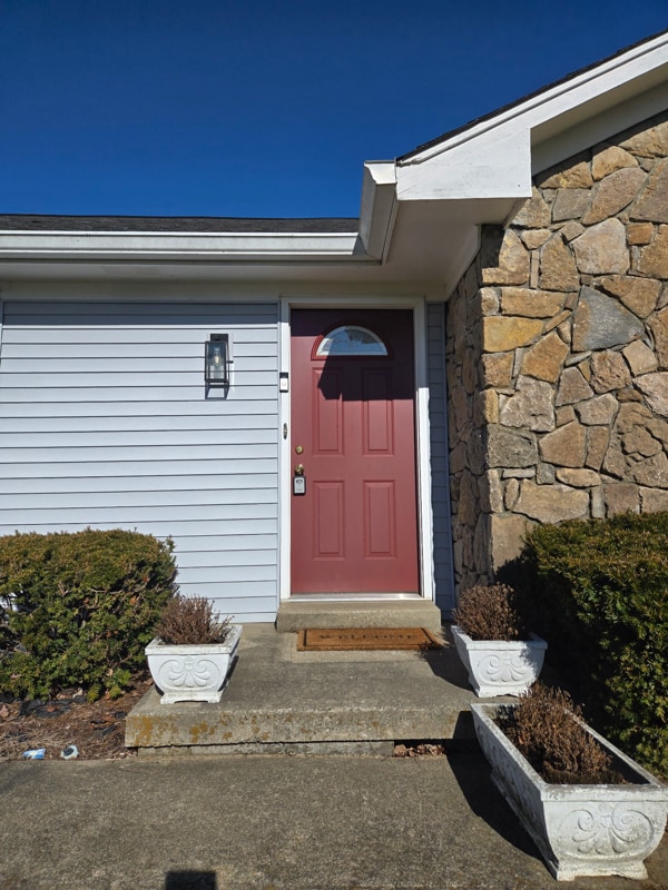 3905 Carriage Hill Dr in Crestwood, KY - Building Photo - Building Photo