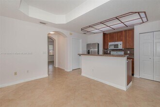 4958 White Mangrove Way E in Fort Lauderdale, FL - Building Photo - Building Photo